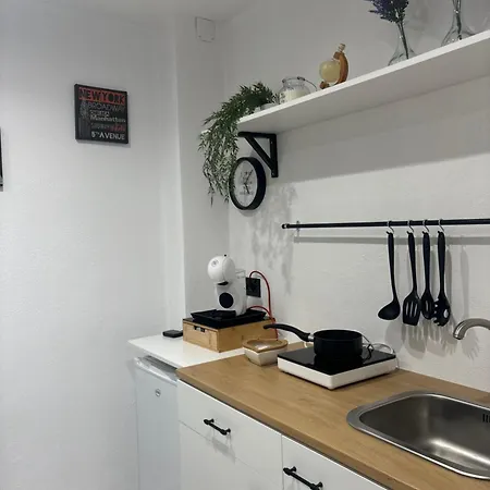 Dimora Ombraluce 아파트 바리